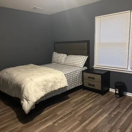 Nwk 457 Rm 211-D Apartment